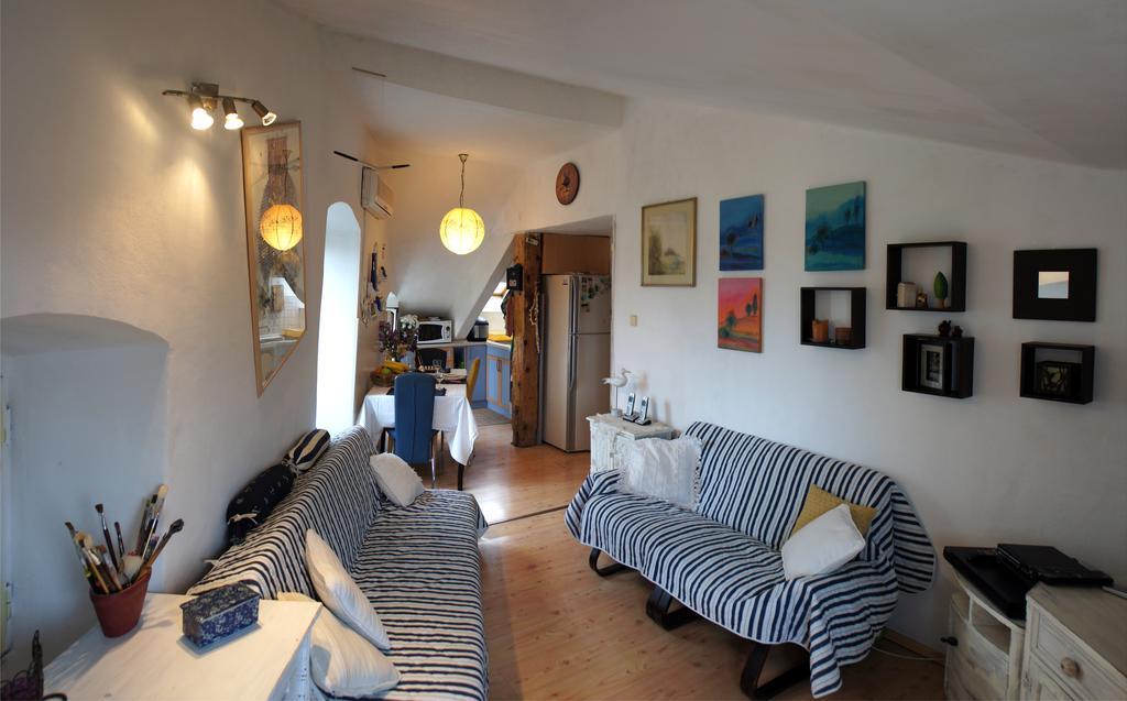 Apartment Vintage Art Split Zimmer foto